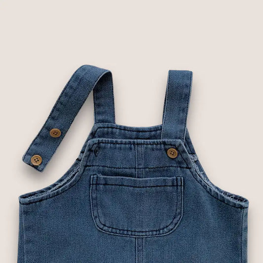 Barn T-shirt och Jeansoverall